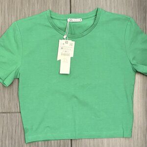 Zara Top Cropped T-shirt Short Sleeve Green Size M New with Tag Minimalist
